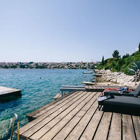 Art Deco - Ciovo, * Trogir